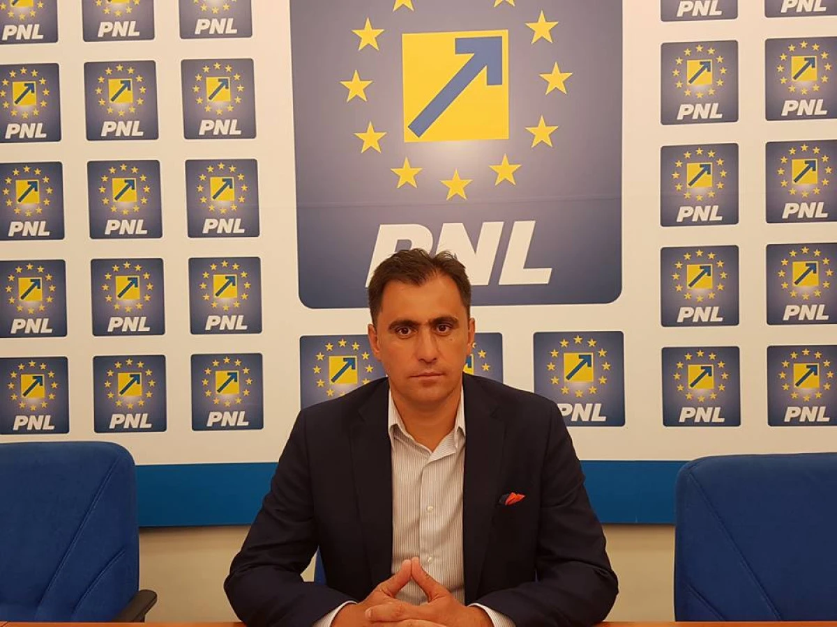 Ioan Cristina (PNL): “Liviu Dragnea, condamnatul care conduce încă România”