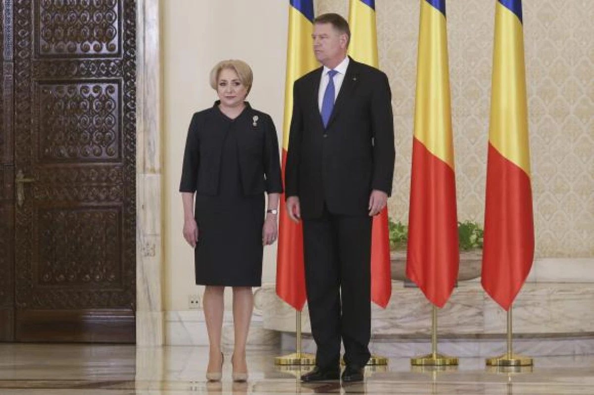 Iohannis se întâlnește miercuri cu premierul Dăncilă