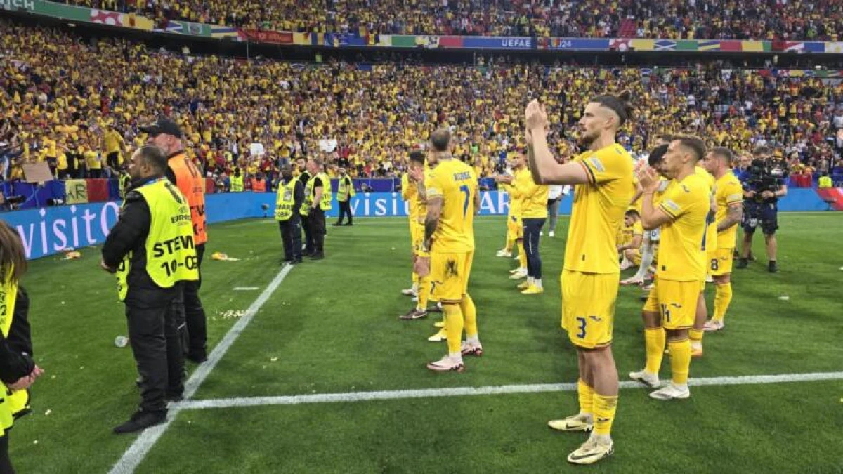 Iordănescu: "Plecăm cu capul sus, dar cu sufletul frânt" Tricolorii se întorc astăzi în țară