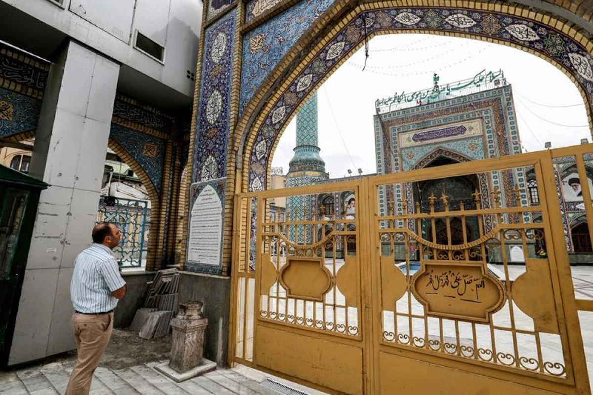 Iranul își va redeschide o parte din moschei începând de luni