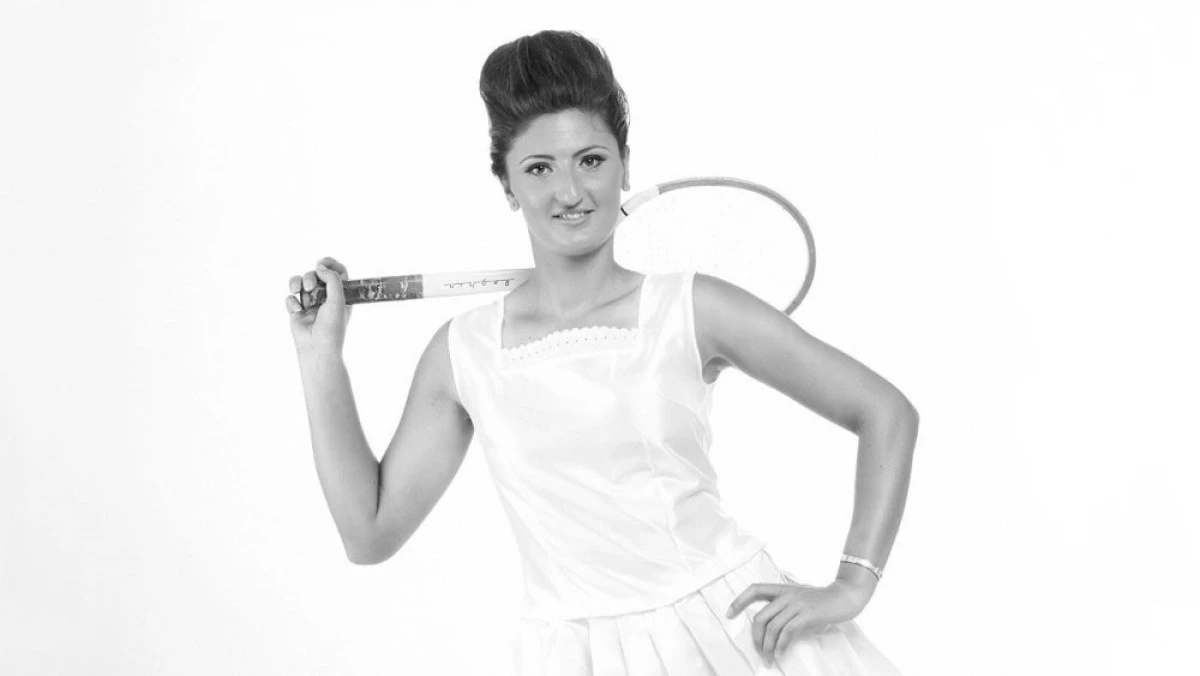 IRINA BEGU ÎMPLINEŞTE ASTĂZI 26 DE ANI