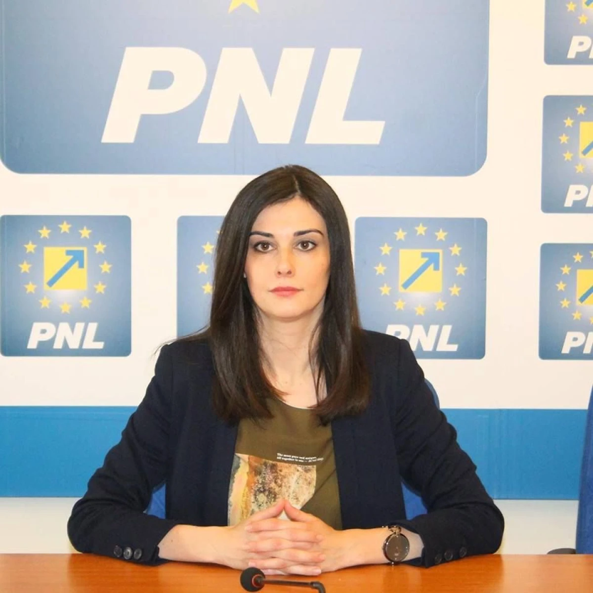 ISABELA RABOTKA (PNL): ”CALIMENTE, NU UITA DIN CE PARTID AI PLECAT!”