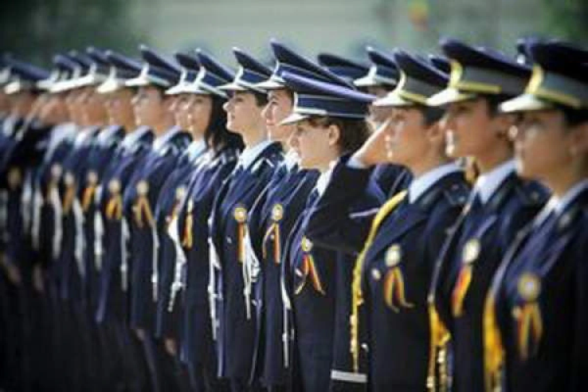 ISU ARAD RECRUTEAZĂ CANDIDAȚI PENTRU ȘCOLILE DE SUBOFIȚERI SI OFIȚERI