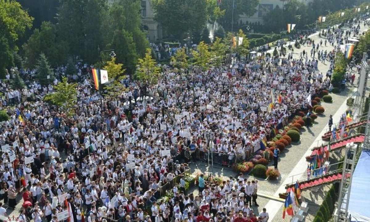 ITO 2017. „Crucea Moldavă” pentru cinci tineri medaliați internațional