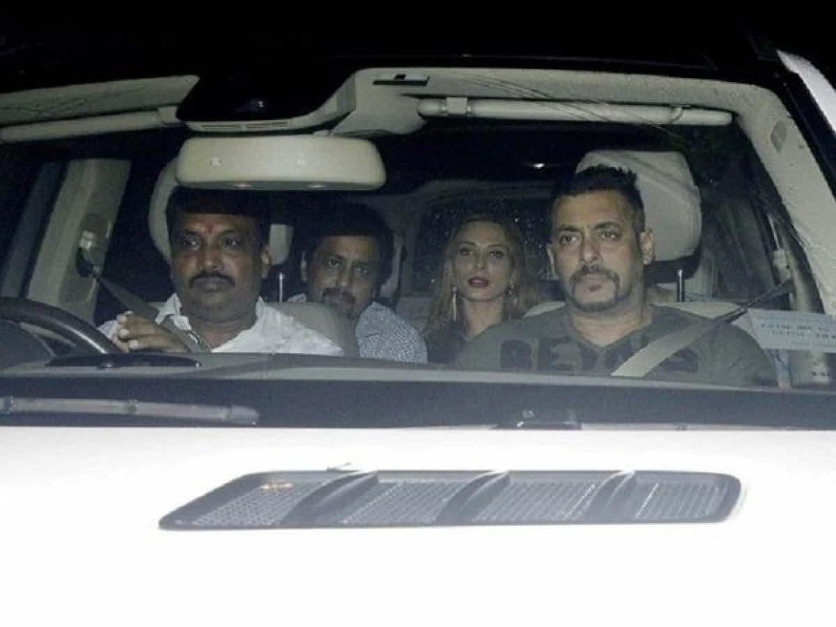IULIA VÂNTUR ȘI SALMAN KHAN, ÎMPREUNĂ LA FILM