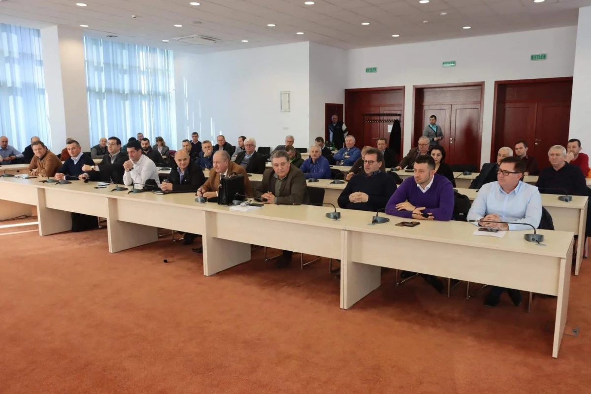 Iustin Cionca a invitat ENEL la o discuție cu primarii din județ