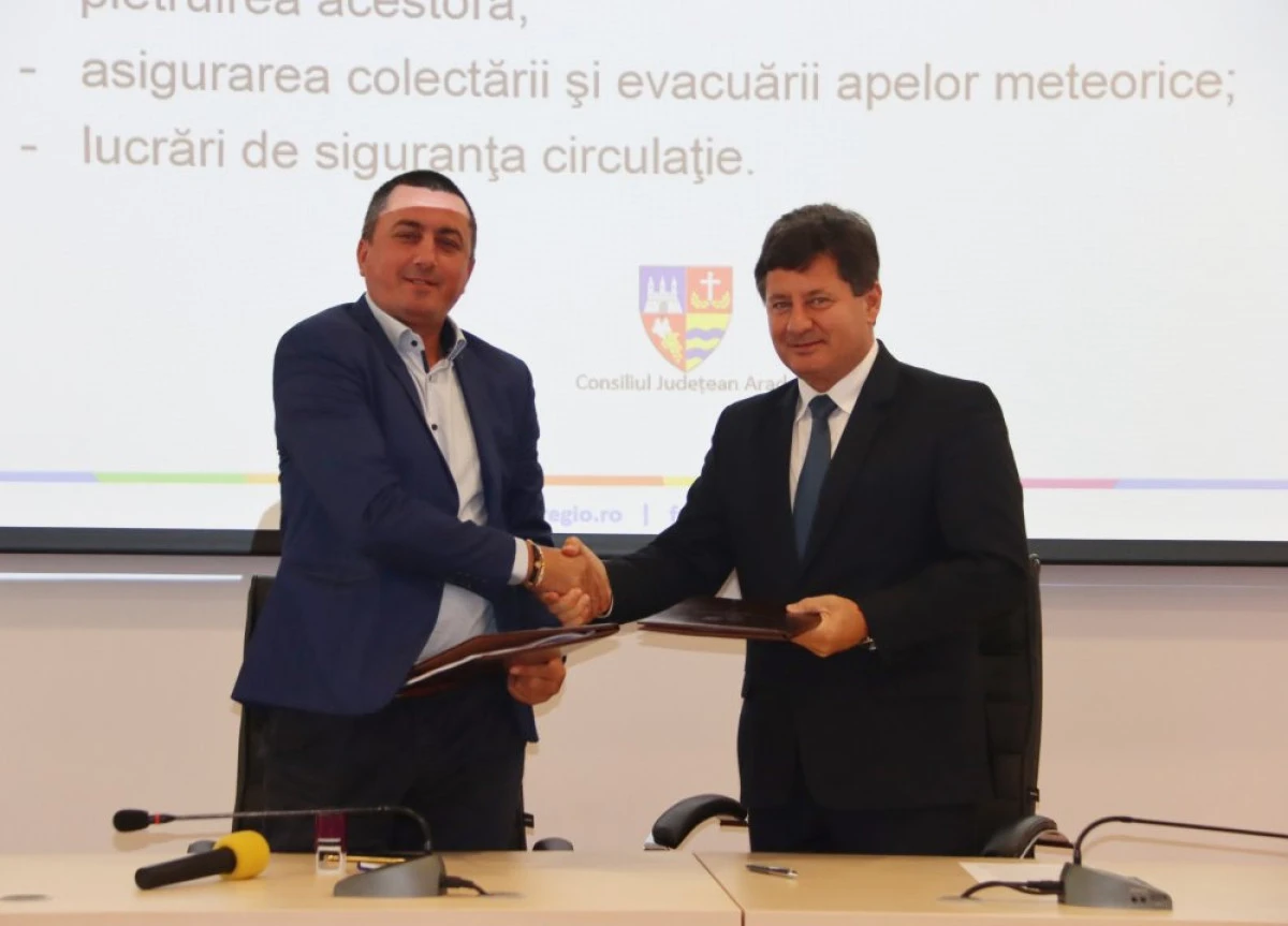 Iustin Cionca: „Avem 17 șantiere deschise în județ, începem lucrările pe Sânpetru German-limită județ Timiș, din fonduri europene!”