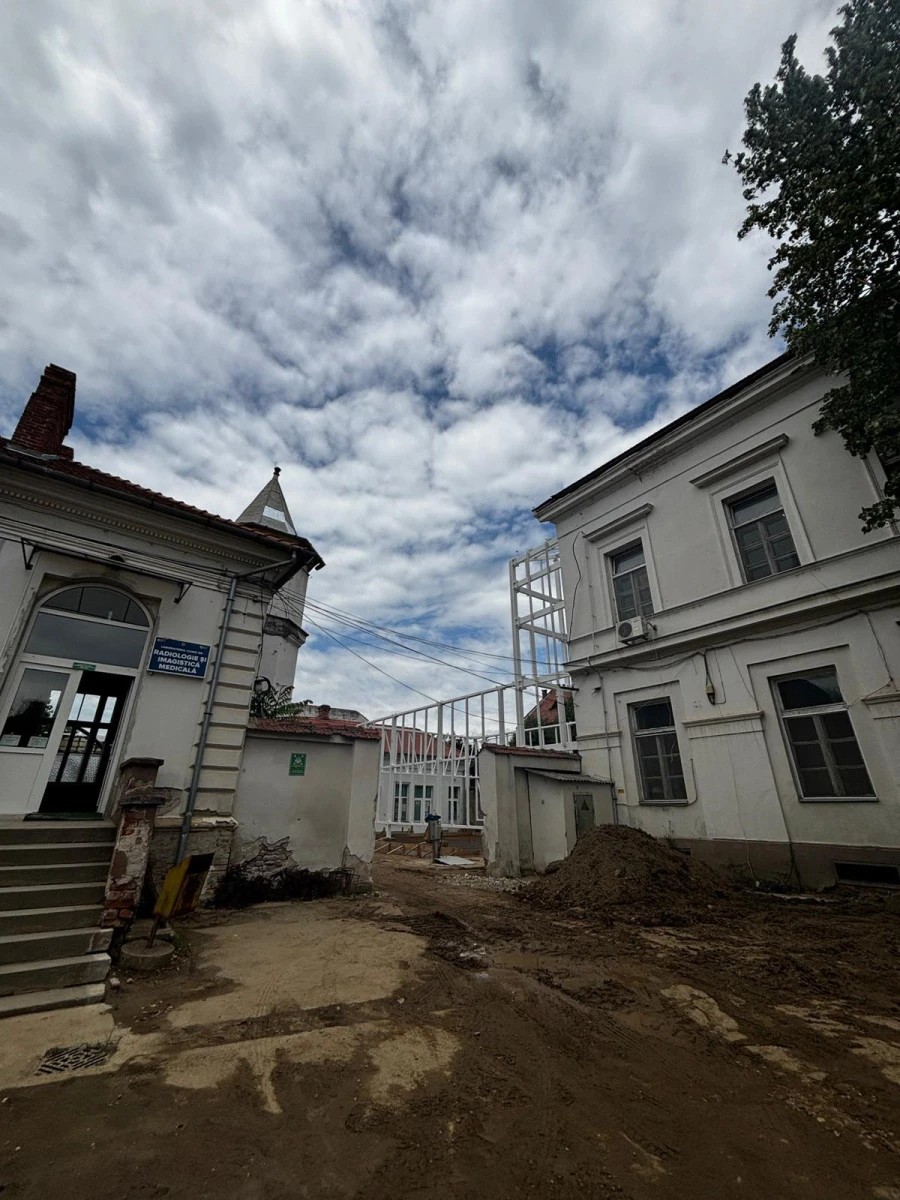 Iustin Cionca: „Lucrările la Spitalul Municipal avansează vizibil!"
