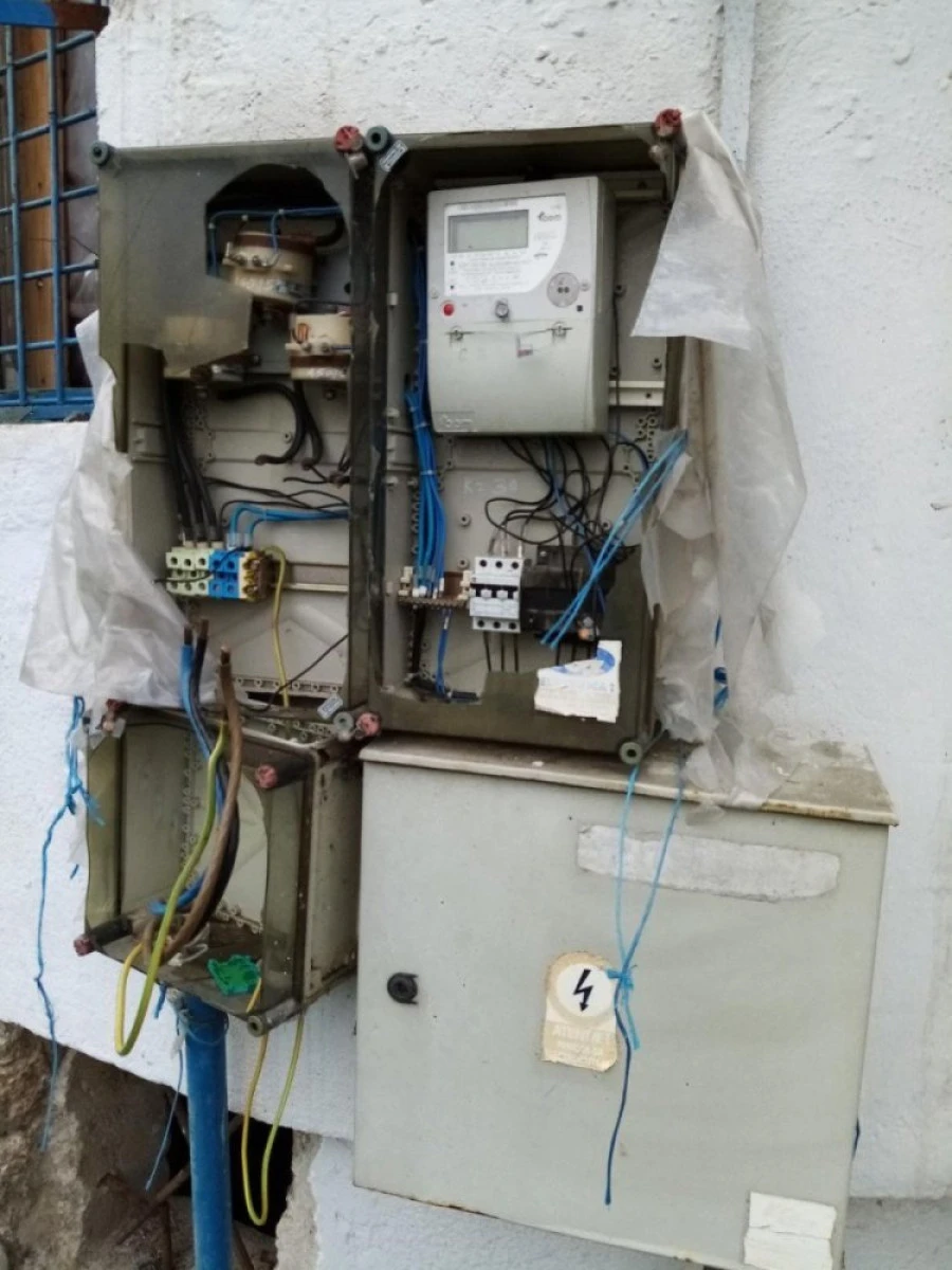 Jaf la Compania de Apă! Stația de pompare de pe Cocorilor a rămas fără cablurile de la panourile electrice