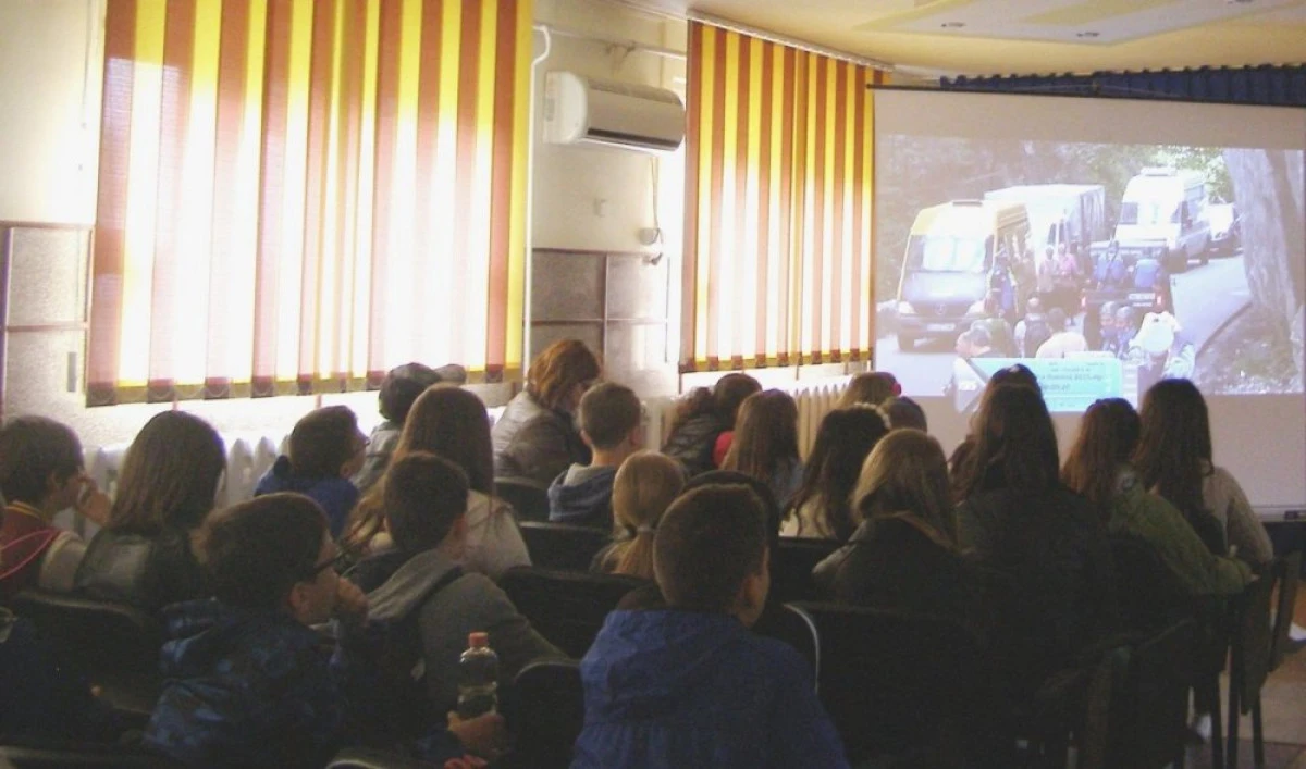 JANDARMII ARĂDENI - CAMPANIE DE PREVENIRE A FAPTELOR ANTISOCIALE