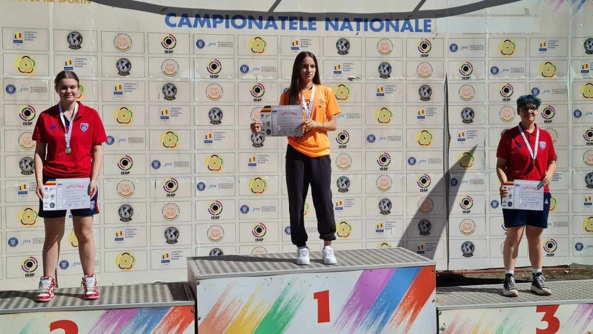 Jessica Ianțoc este campioană națională de junioare. Pistolara de la CSM Arad a mai țintit și un argint