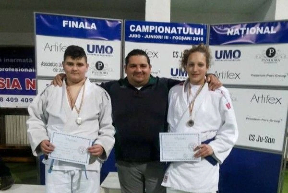 JUDOKA ARADENI AU CUCERIT ALTE DOUA MEDALII NATIONALE
