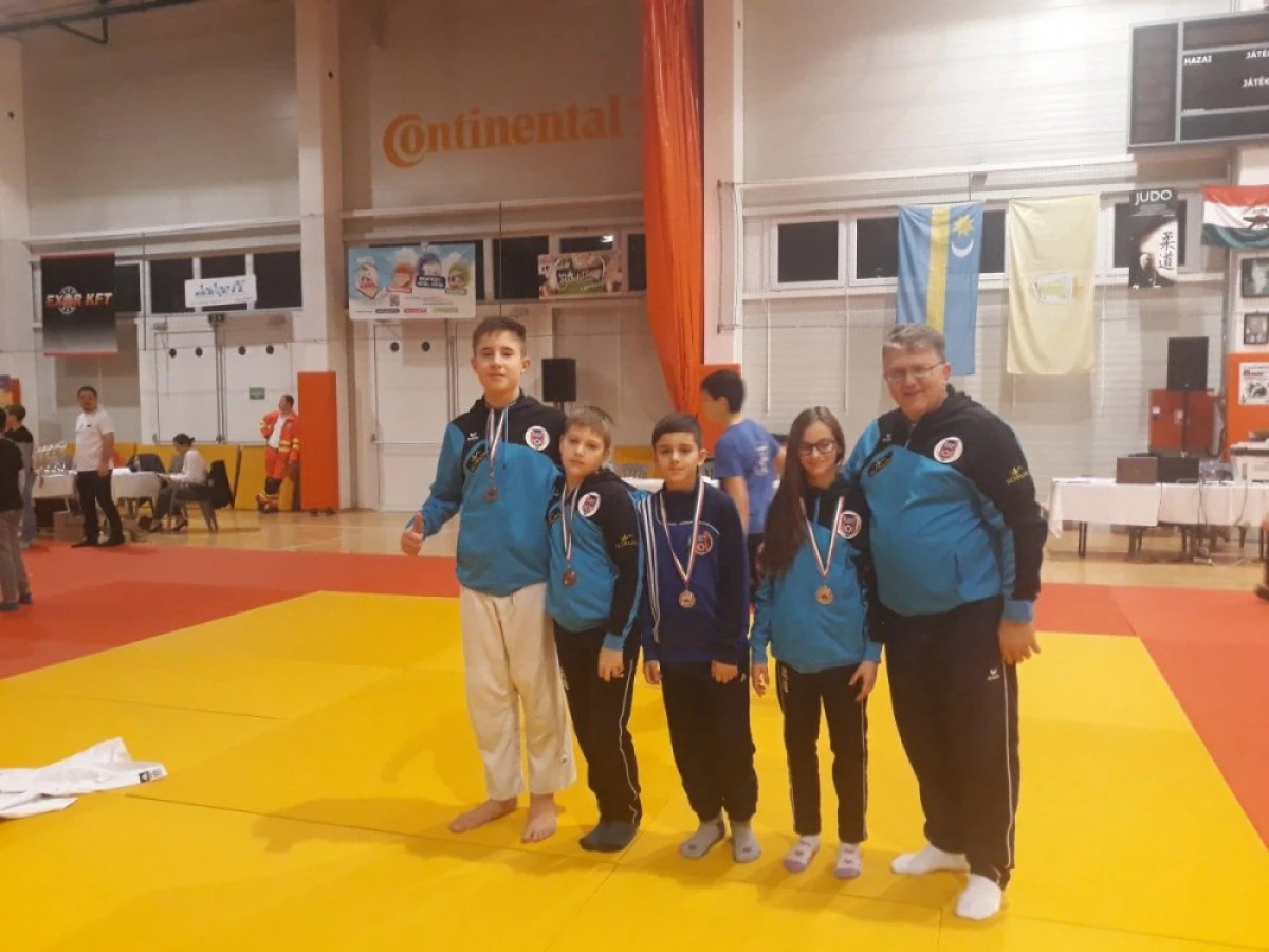 Judoka CSM-ului, medaliaţi pe tatami în Ungaria