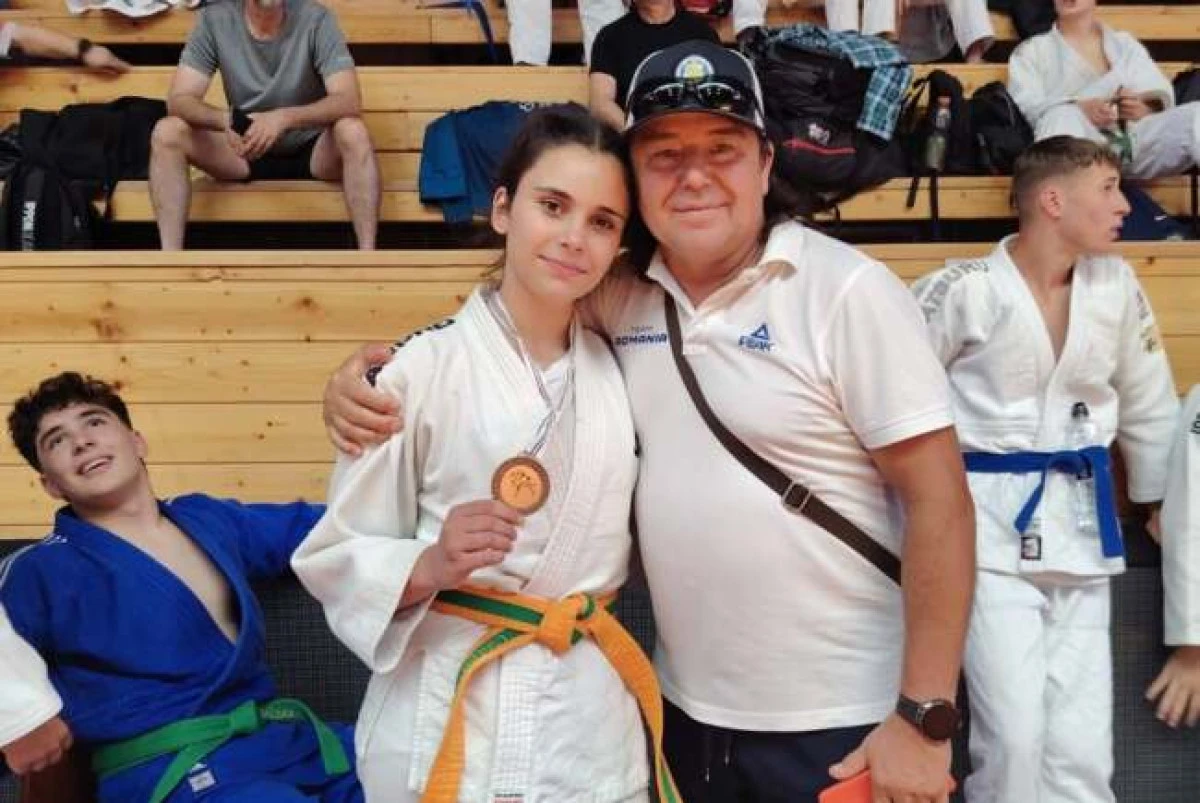 Judoka de la CS Universitatea Arad au urcat pe podium în Ungaria