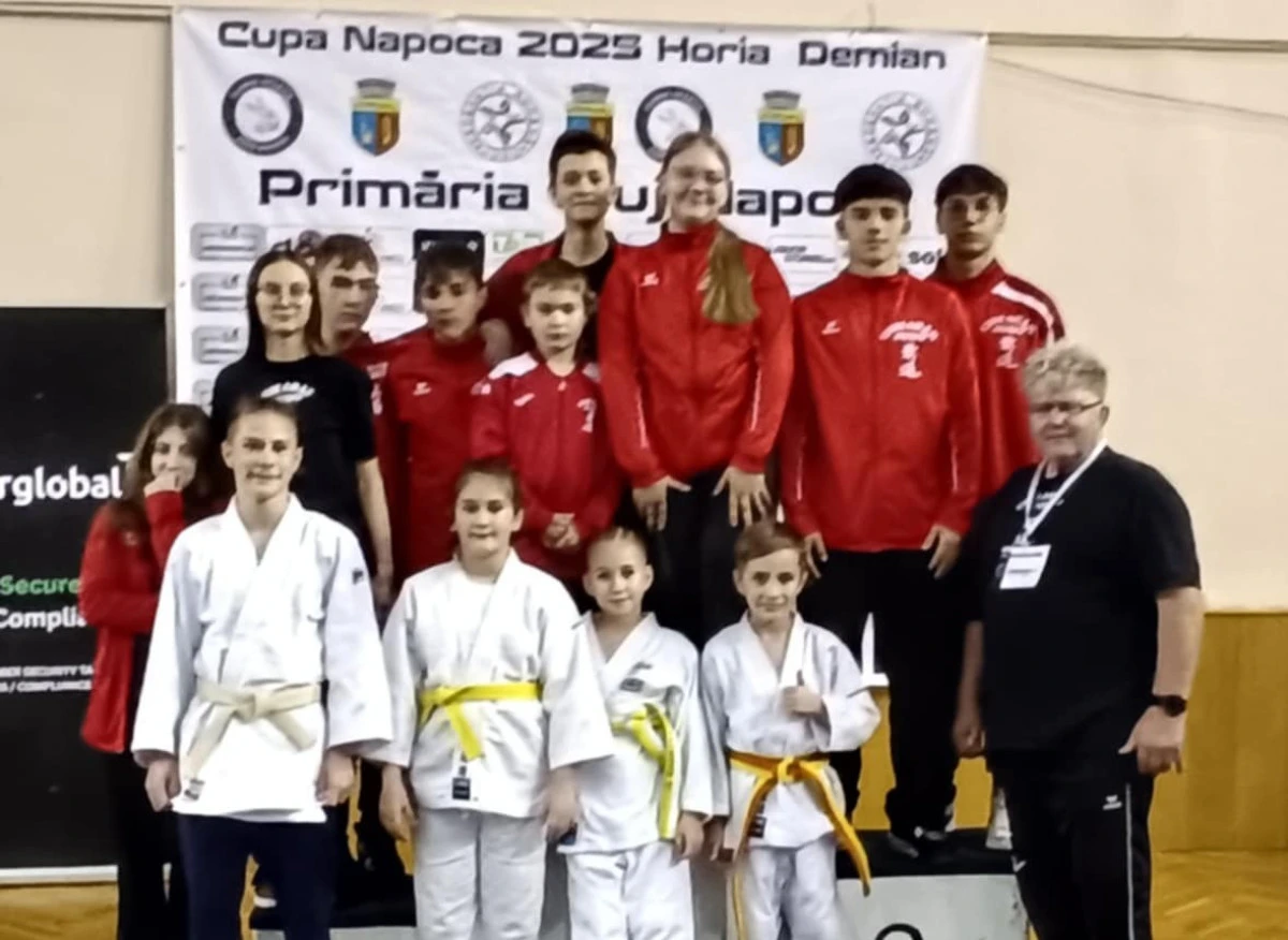 Judoka de la CSM Arad au obținut o serie de clasări pe podium, la Cupa Napoca