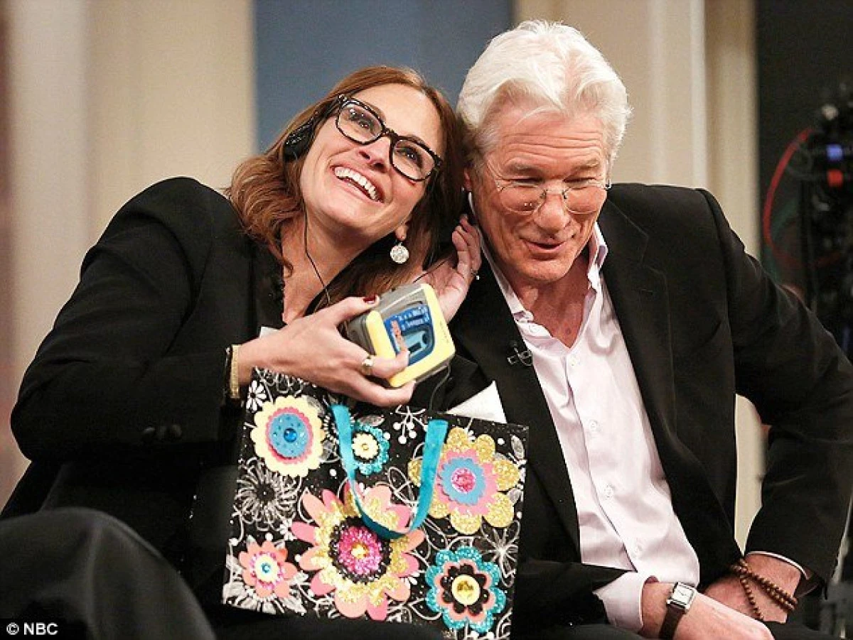 Julia Roberts trăiește o frumoasă poveste de dragoste cu Richard Gere