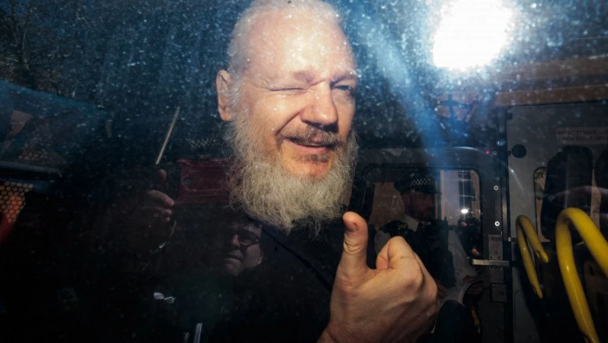 Julian Assange a rămas fără cetățenia ecuadoriană