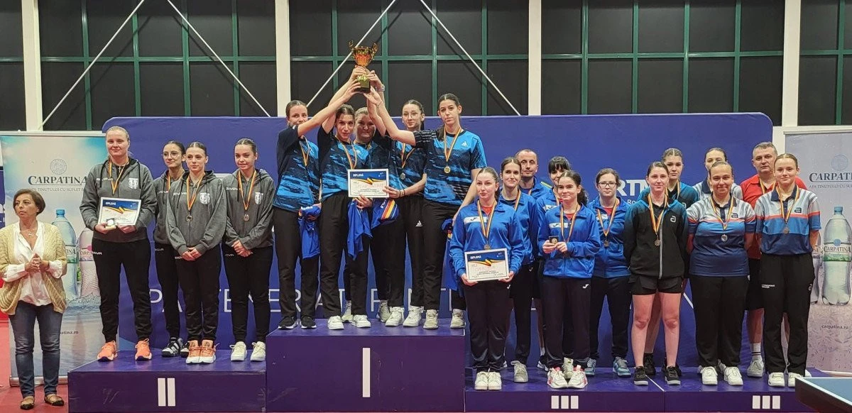 Junioarele de la CSM Arad au luat bronzul național la tenis de masă