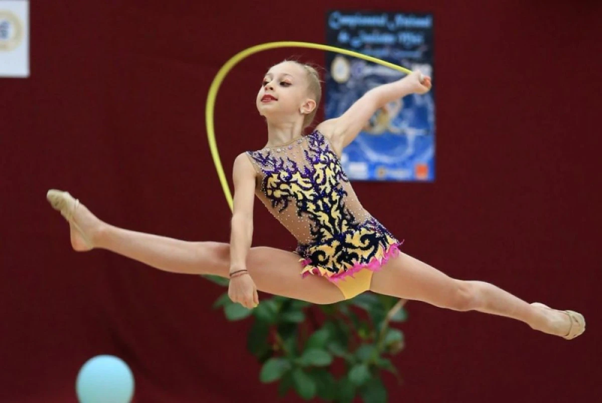 Junioarele mici au dat recital la Naţionalele de ritmică!