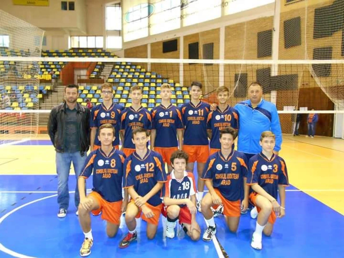JUNIORII DE LA PROVOLEI ARAD AU DEBUTAT IN FORTA LA FILEU