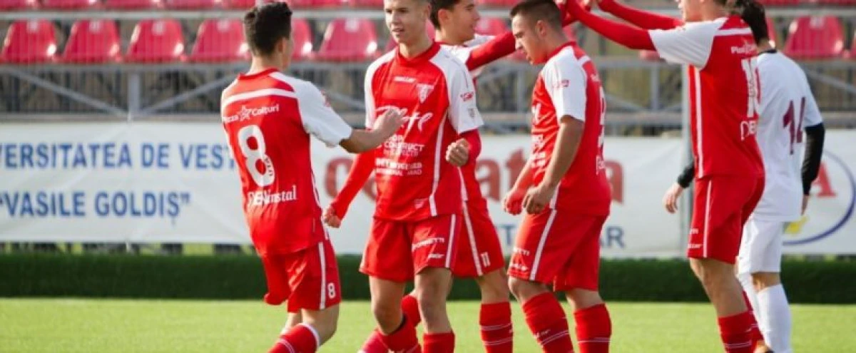 Juniorii UTA-ei trebuie să treacă de "câinii roşii", pentru a juca finala Ligii Elitelor U19