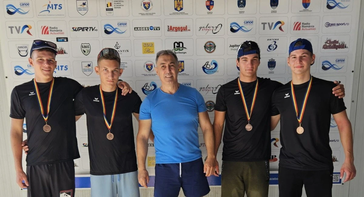 Kaiaciștii de la CSM Arad au urcat pe podiumul național al seniorilor