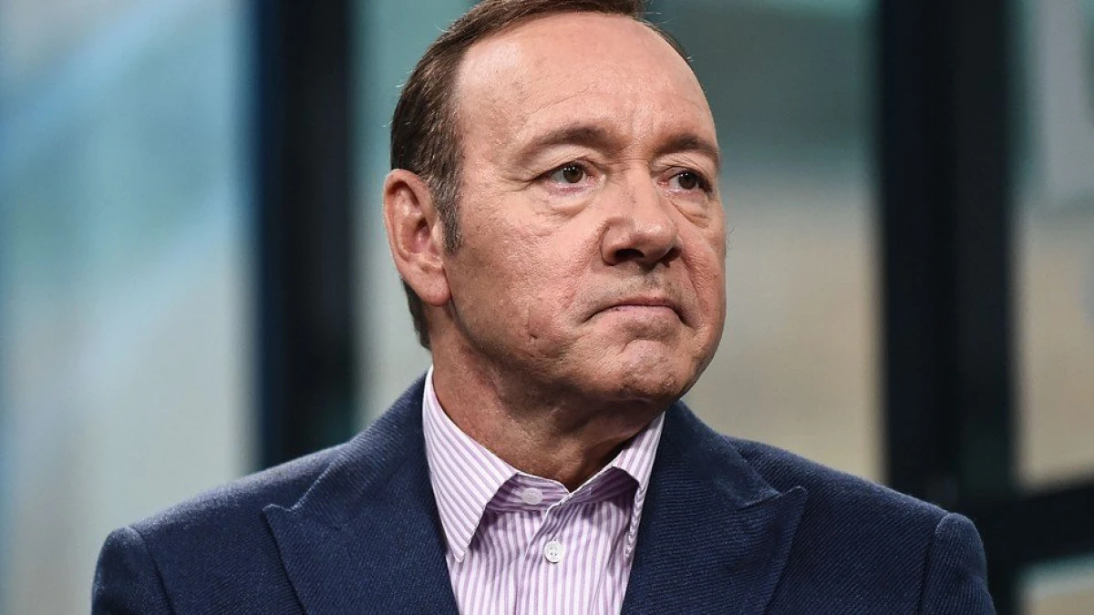 Kevin Spacey a fost pus sub acuzare pentru hărțuire sexuală
