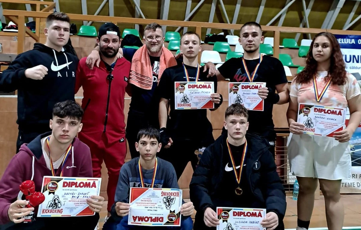 Kickboxerii arădeanului Eduard Gafencu s-au remarcat la Cupa Recaș