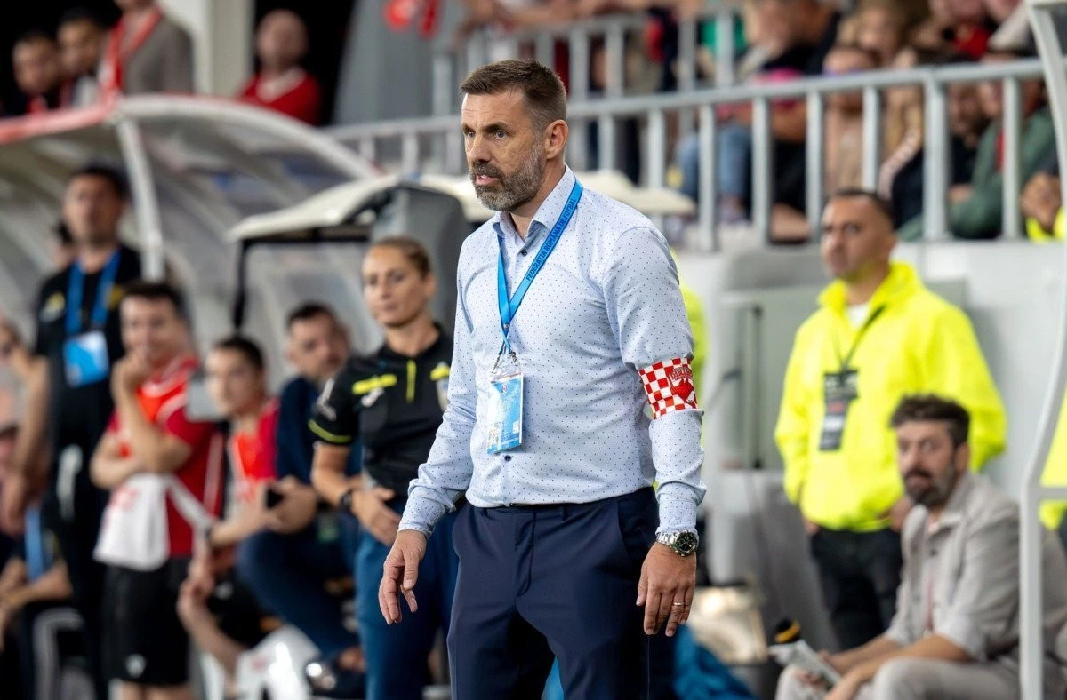 Kopic, despre meciul cu UTA: „O să fim foarte motivați, vrem să luăm punctele!” Va arbitra craioveanul Găman
