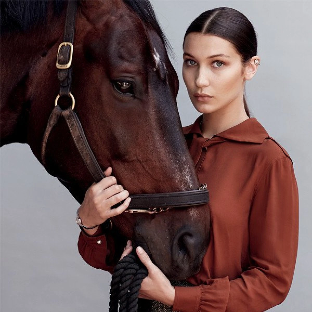 La doar 20 de ani, Bella Hadid este top modelul momentului