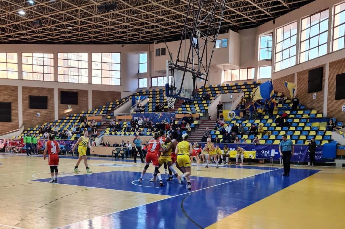 La o victorie de careul de aşi: FCC UAV Arad a început în forţă play-off-ul, 84-48 cu Sirius!