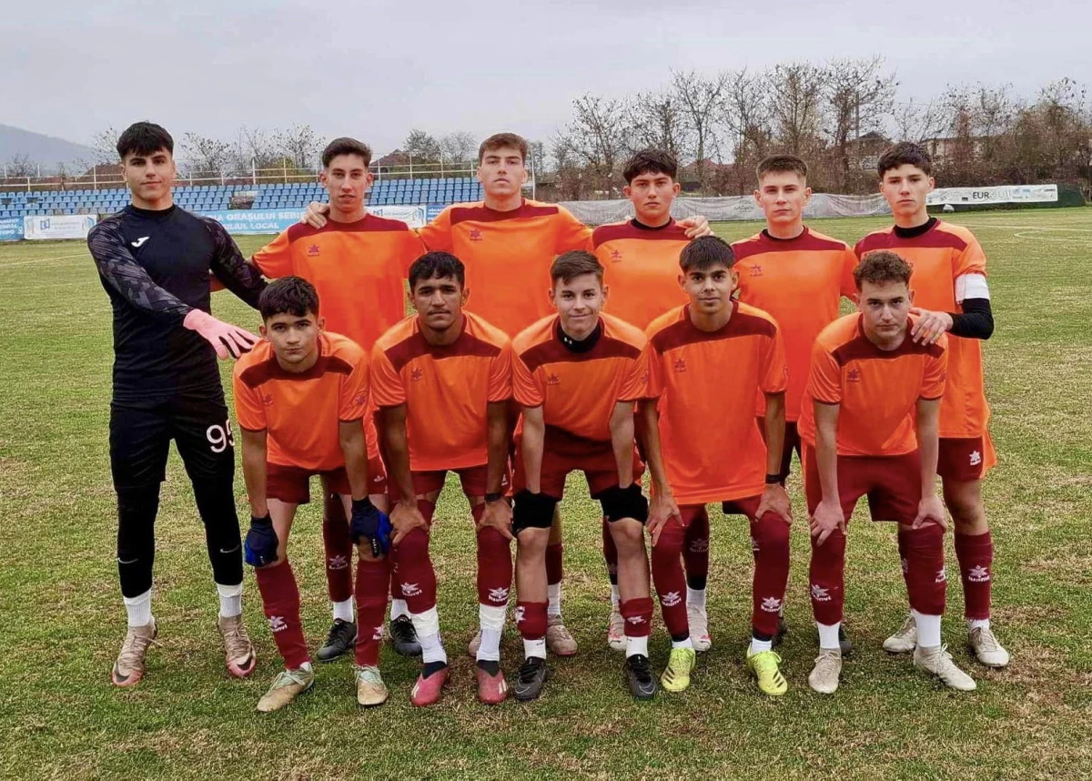 La Șiria se decide campioana județului la fotbal, categoria juniori A1
