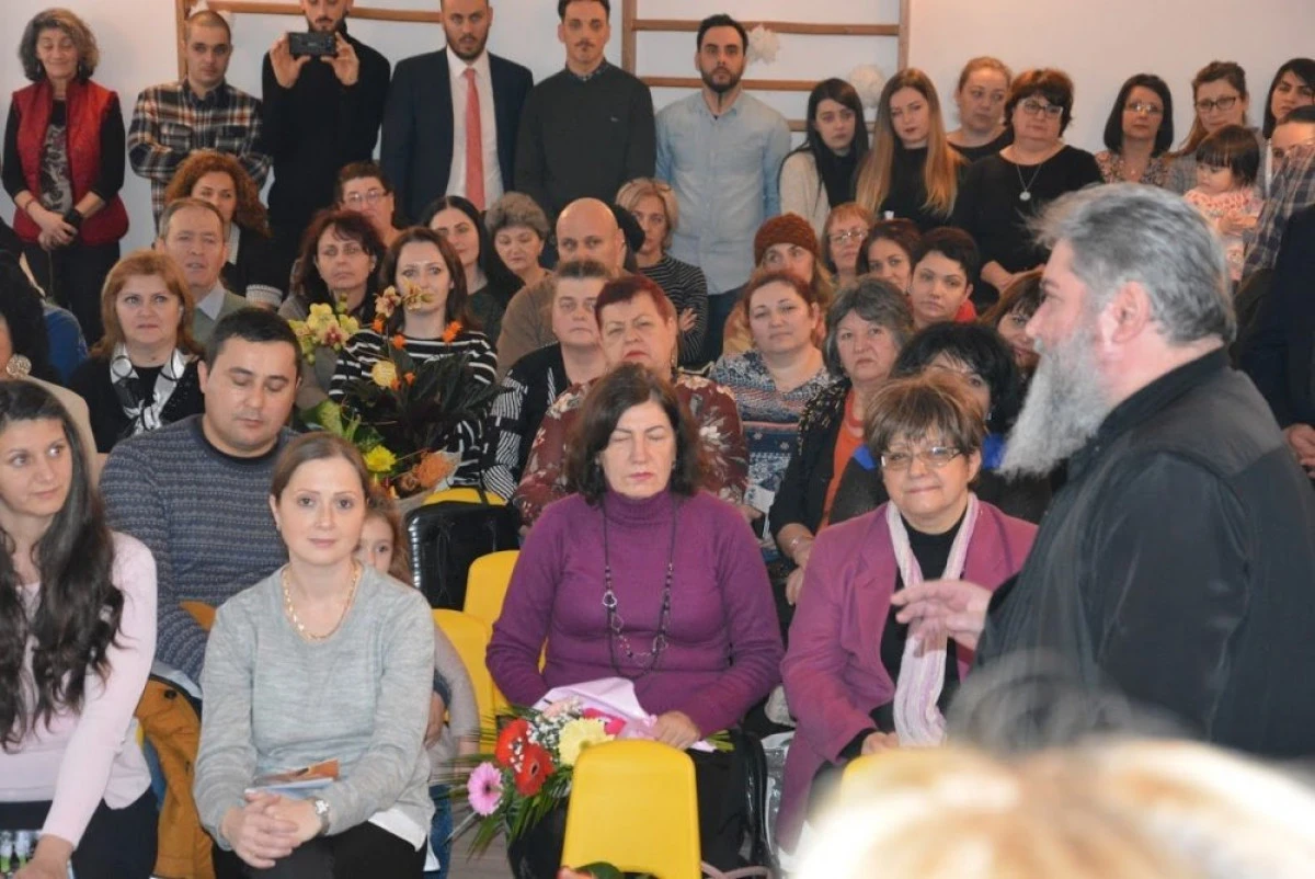 Lansare de carte, la Grădinița „Palatul Fermecat” din Arad