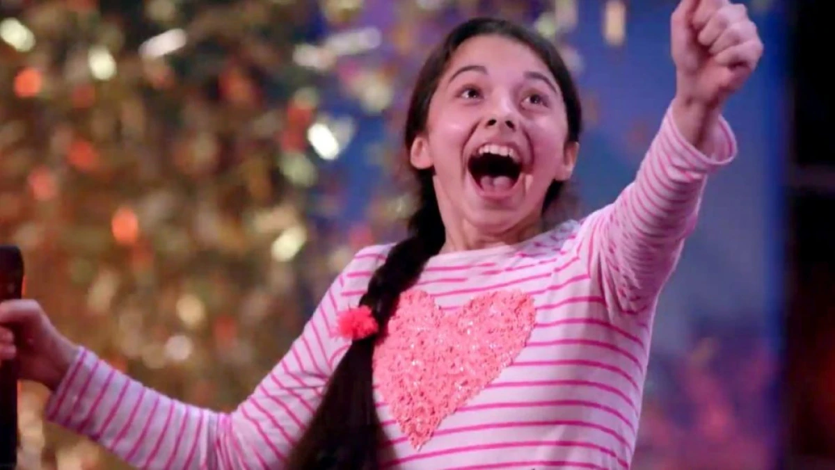 LAURA BRETAN A ULUIT JURIUL ÎN FINALA AMERICA`S GOT TALENT