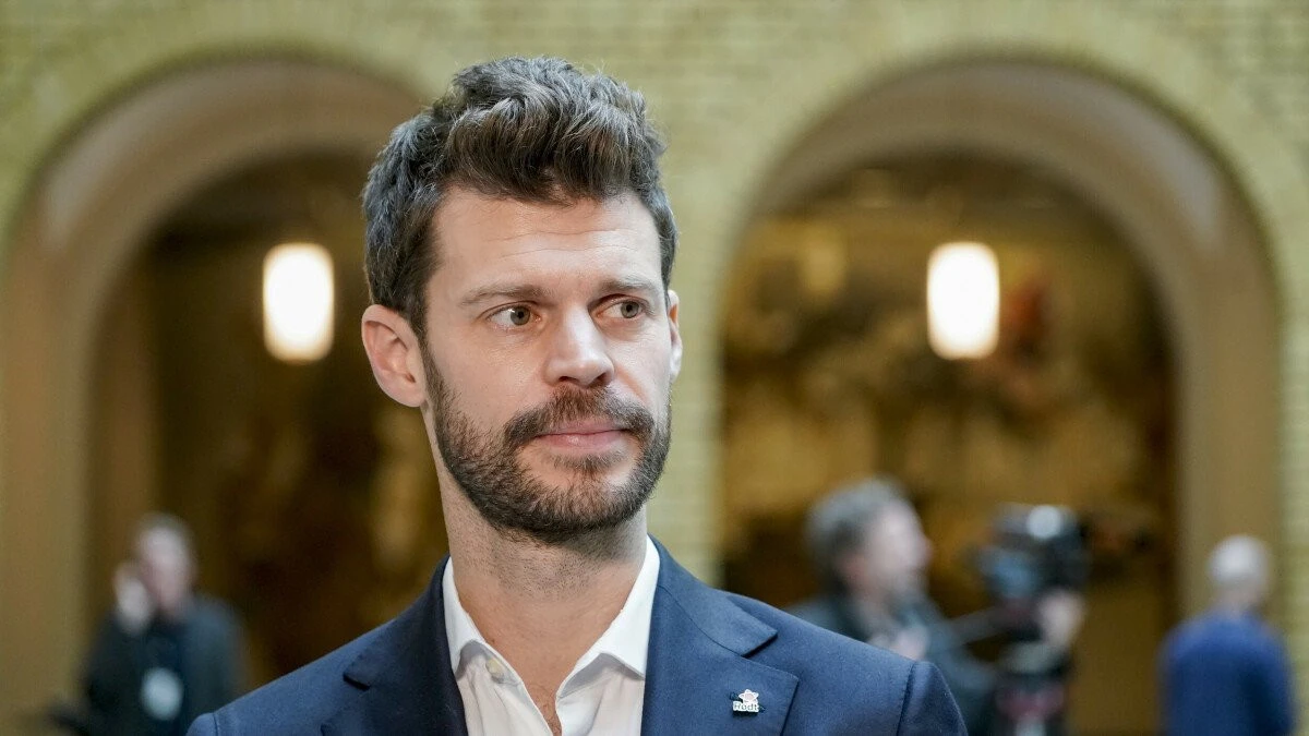 Liderul extremei stângi norvegiene și-a dat demisia după ce a fost prins furând ochelari de soare