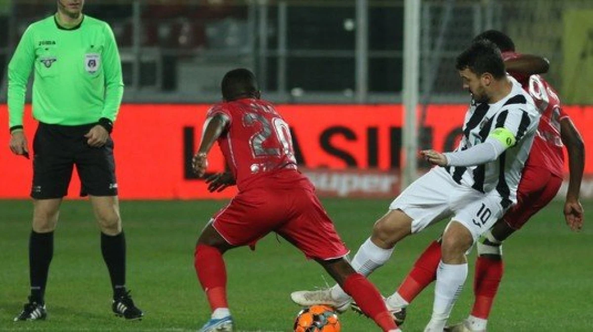 Liga 1, etapa a 14-a: Astra e pe val înaintea vizitei la Arad, iar Viitorul nu arată bine cu Rednic