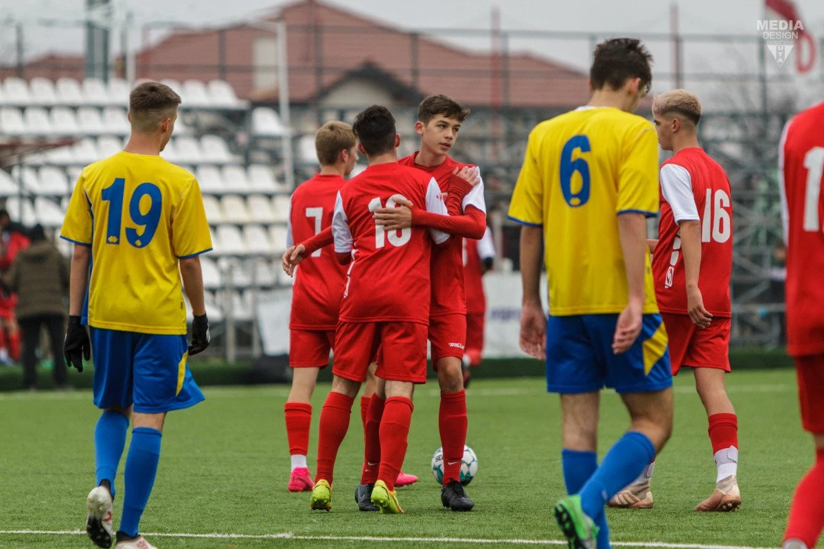 Liga Elitelor: Mercioiu s-a remarcat pentru juniorii mari utişti, eşec dur cu Atletico la U15