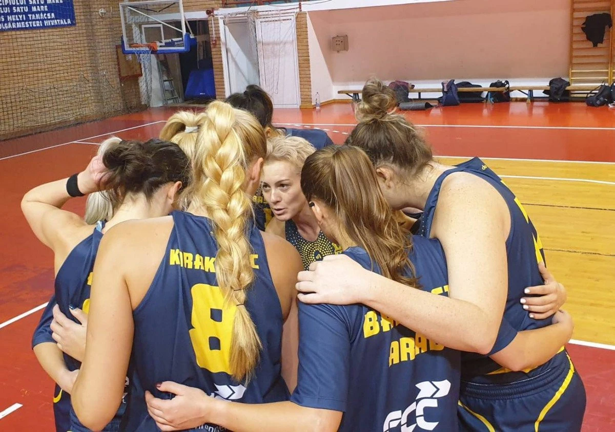 Liga Naţională de baschet continuă în weekend. Arădencele atacă podiumul, sub Tâmpa!