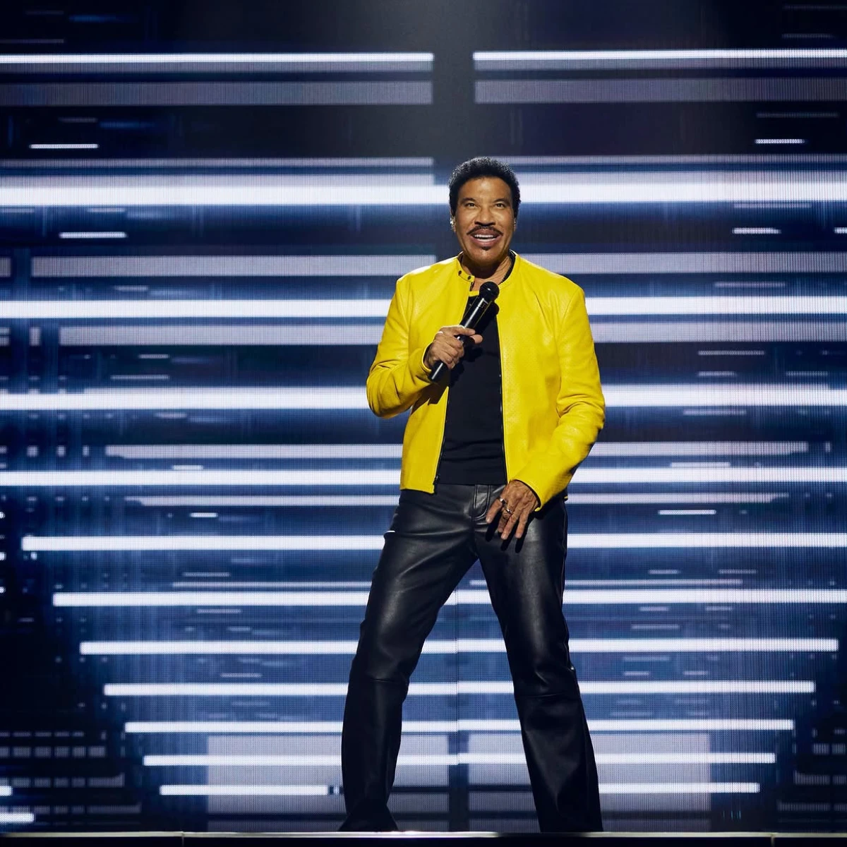  Lionel Richie a fost internat la terapie intensivă după un concert la Saint-Louis 