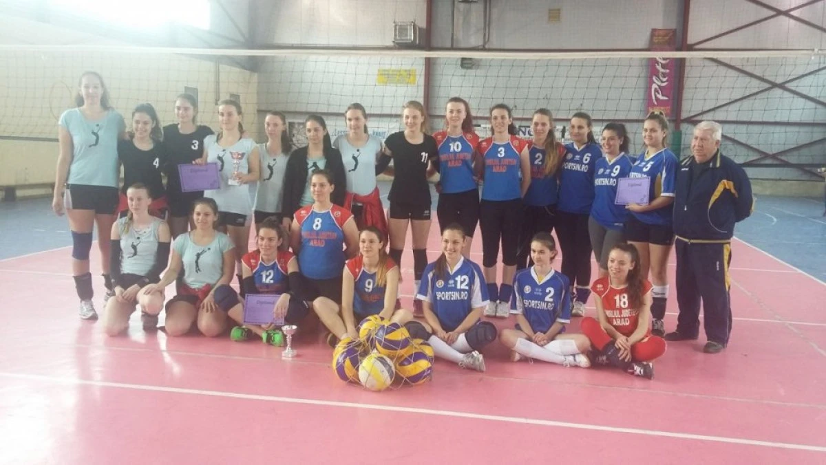 LIPOVA A FOST GAZDA PRIMEI EDITII CUPA ”SPORTSIN”, LA VOLEI FEMININ