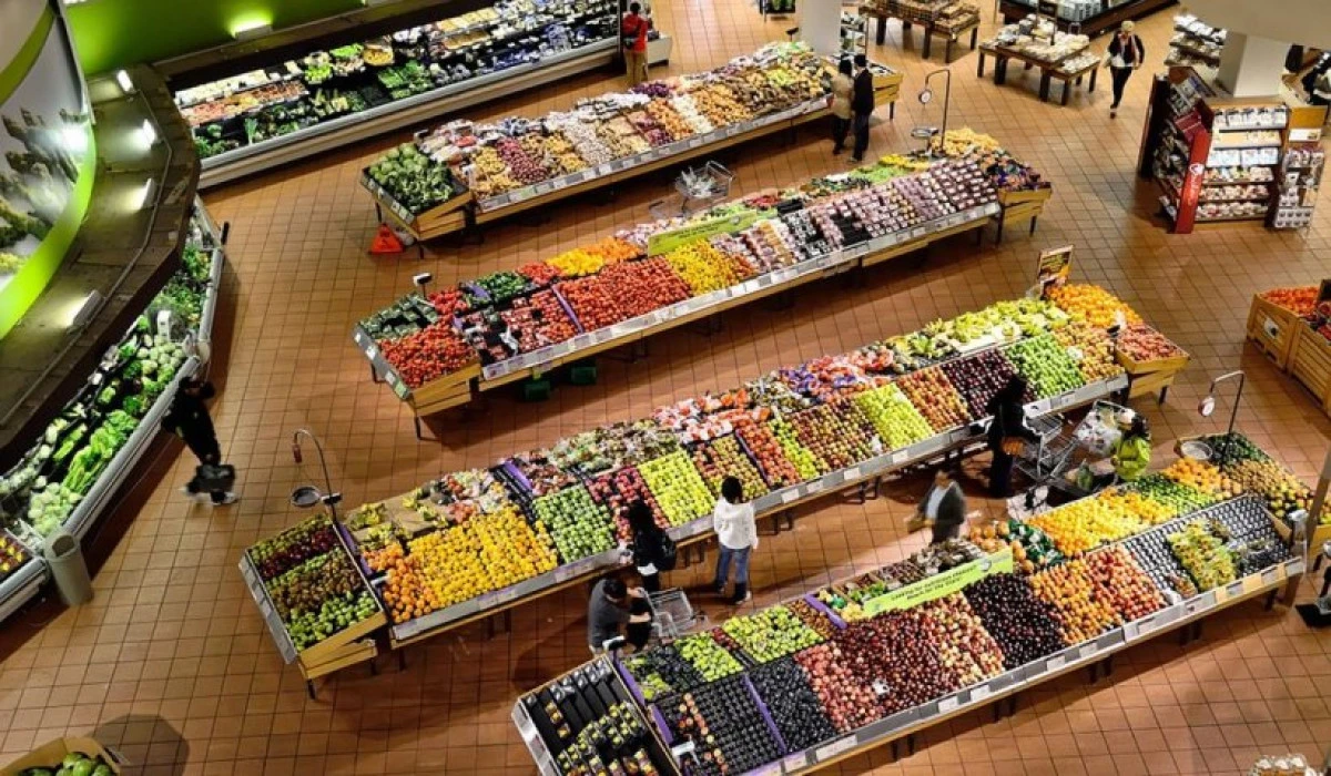 Lista cu produsele alimentare care vor avea prețuri plafonate până în decembrie