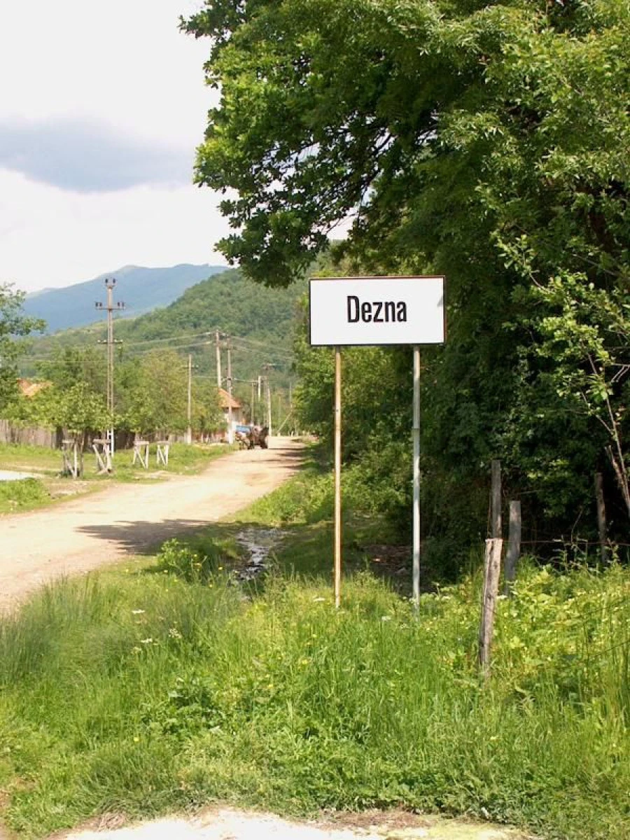 Locuitorii din Dezna nu mai pot ieși din locuințe în weekend, între orele 20.00 - 05.00