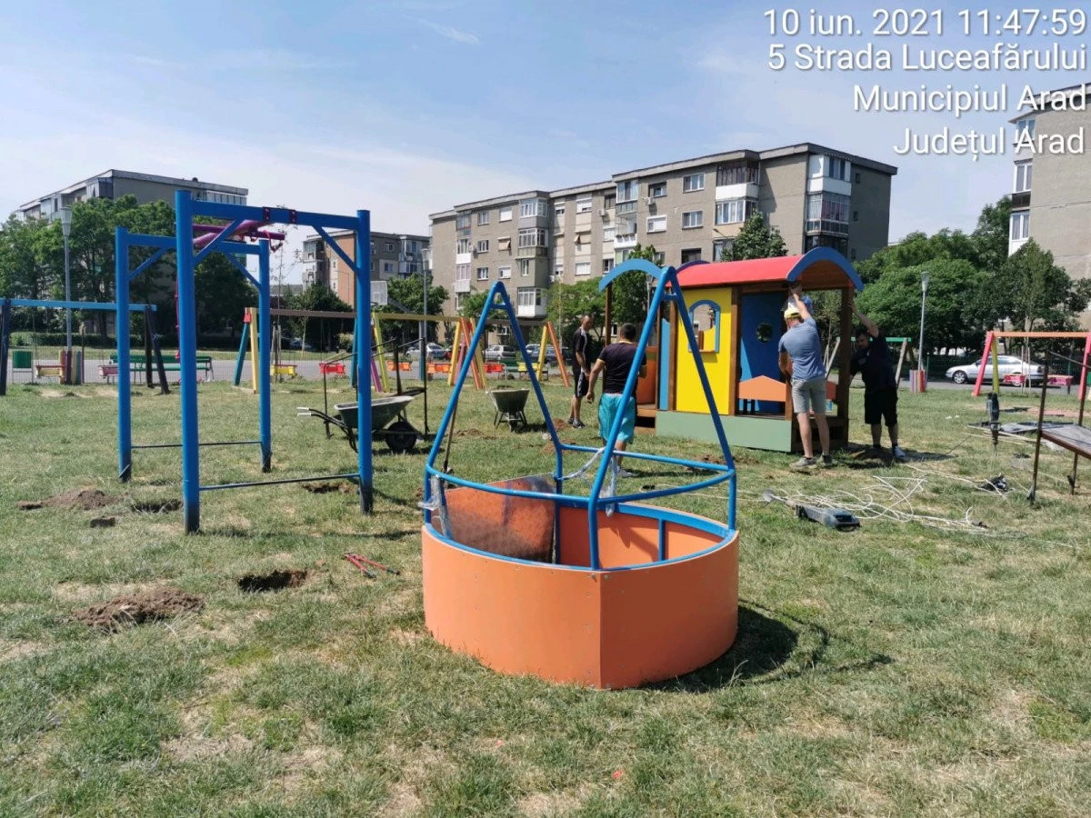 Locuri de joacă pentru copiii cu dizabilități