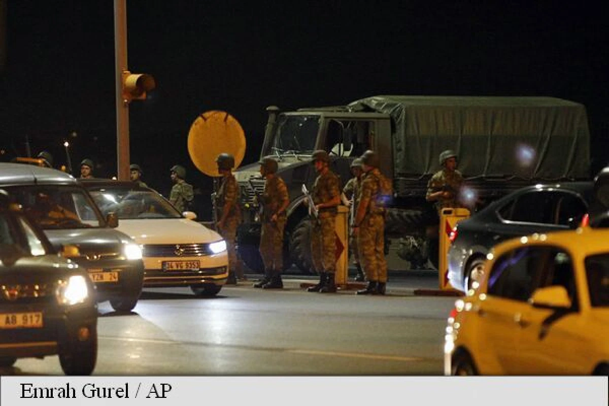 LOVITURĂ DE STAT ÎN TURCIA! ARMATA A ANUNȚAT CĂ A PRELUAT PUTEREA