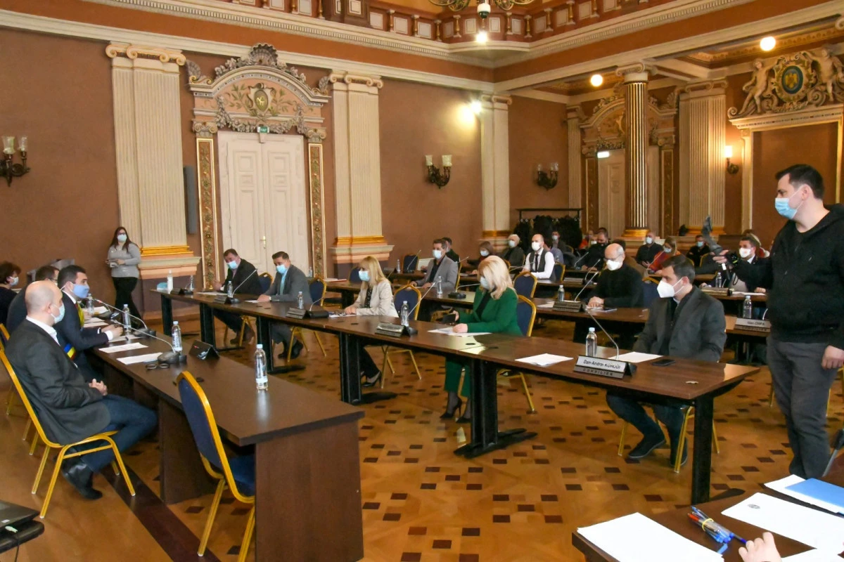 Lovitură grea pentru Bibarț și PNL. Proiectul privind renunțarea la Teatrul Vechi a fost respins în CLM