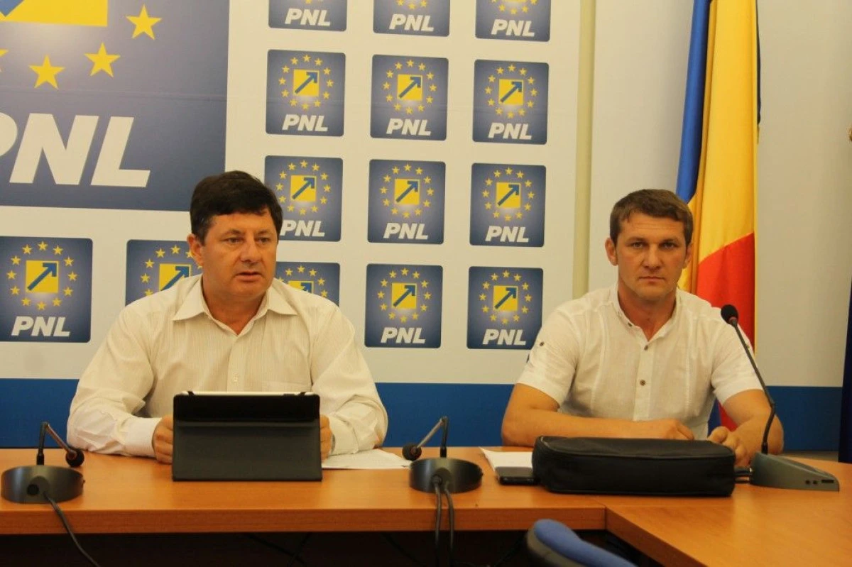 LUCIAN FLUERAS: "DEZVOLTAREA LOCALA SI INVESTITIILE TREBUIE SA REFLECTE DORINTELE CETATENILOR"