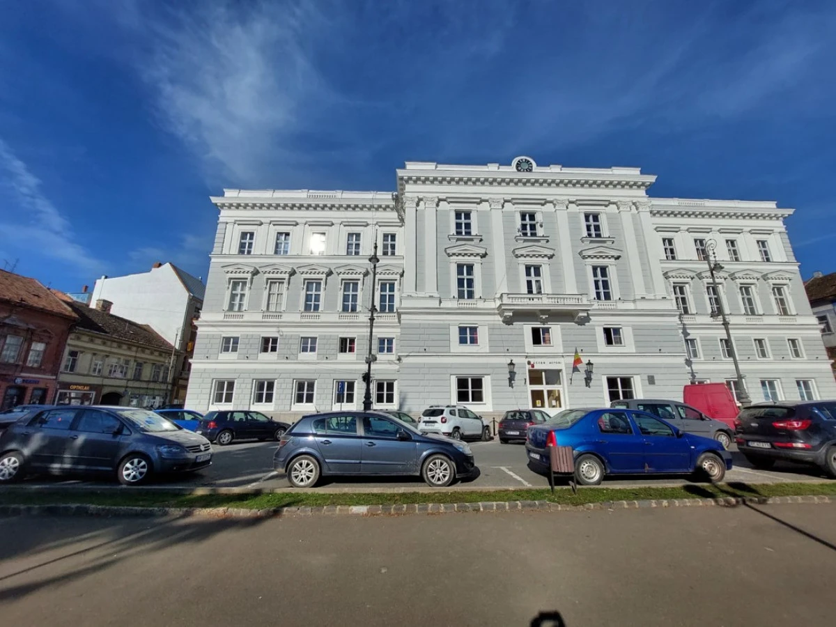 Lucrările de reabilitare a clădirii Teatrului Clasic au ajuns la final