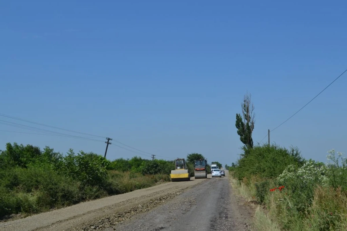 LUCRARILE DE REABILITARE A DRUMULUI ARAD-FELNAC SUNT IN GRAFIC