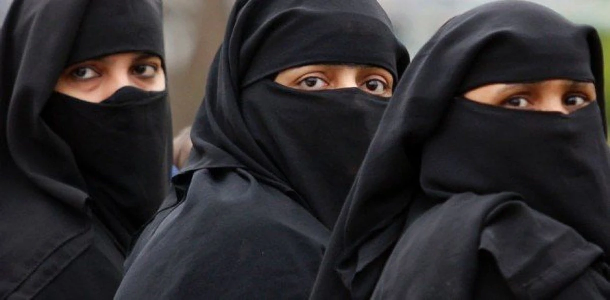 Lucruri pe care femeile din Arabia Saudită nu le pot face fără permisiunea bărbaților