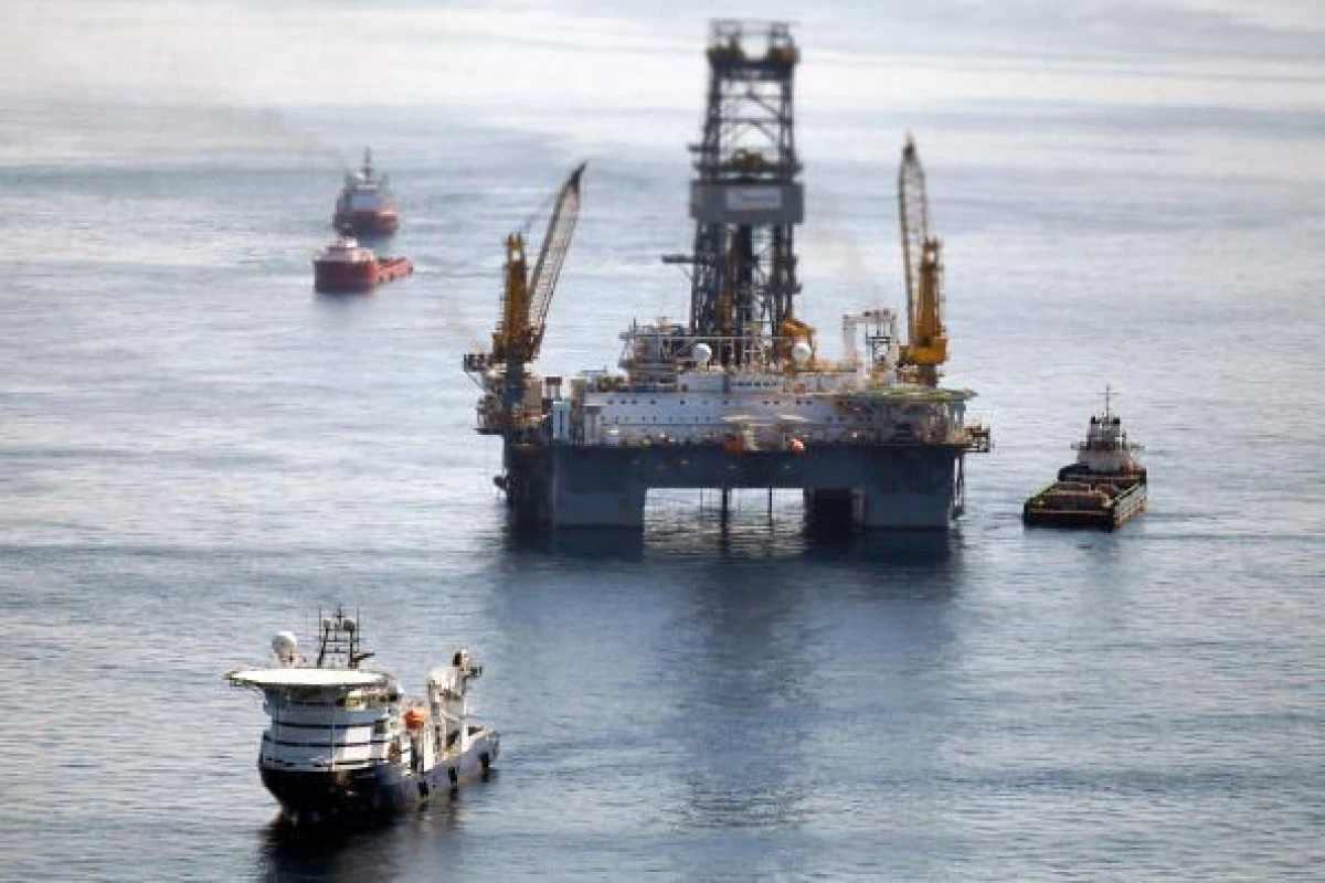 LUKOIL A DESCOPERIT UN ZACAMANT IMPORTANT DE GAZE IN SECTORUL ROMANESC AL MARII NEGRE